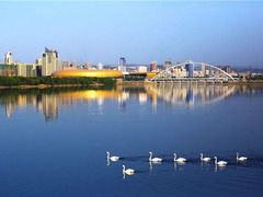 -天鹅湖生态旅游风景区