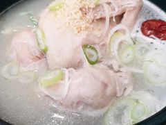 -长寿参鸡汤(朝韩风情街店)
