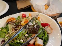 地中海大虾沙拉-Efes Turkish & Mediterranean Cuisine 艾菲斯餐厅(陆家嘴店)