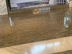 -上海虹桥西郊假日酒店