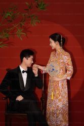 -雪中彩影婚纱摄影·微光艺术中心