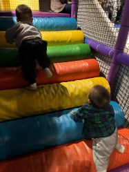 -妙妙乐儿童乐园·生日派对·班级聚会(万风新天地东楼三楼店)