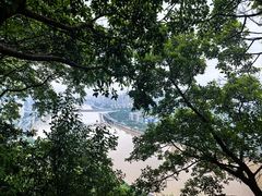 -鹅岭公园瞰胜楼