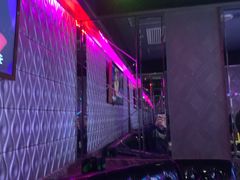 -好乐迪(张扬路八佰伴店)