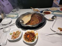 -佰人王串串香火锅(洋珠巷店)