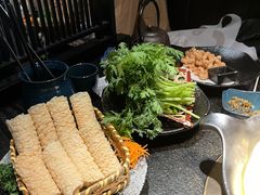 茼蒿-湊湊火锅·茶憩(打浦桥日月光店)