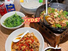 -聚鑫朋酸菜肥肠(文艺路口店)