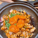 香港人喜欢吃的啫啫煲，得意啫啫煲！