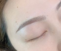 -轻妆Feel·半永久纹眉眼线