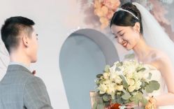 -欣薇婚纱(新源乐汇城店)