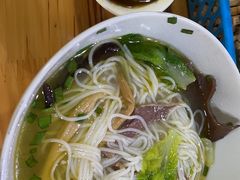 -越洋肖氏老米线(杨家坪店)