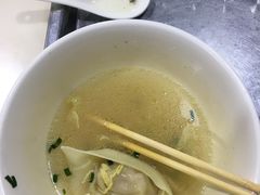 鸡汤虾肉大馄饨-绿杨馄饨临顿路店