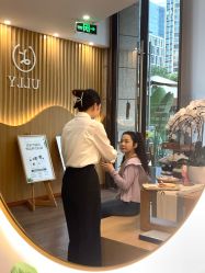 -宥莉·ULLY 痘敏肌•科技皮肤管理中心