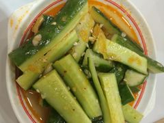 酸辣黄瓜-上海紫彤友联生煎(金沙井店)