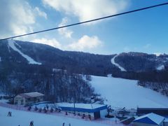 -亚布力新体委滑雪场