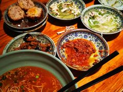 -老外婆本帮面(塔城路店)