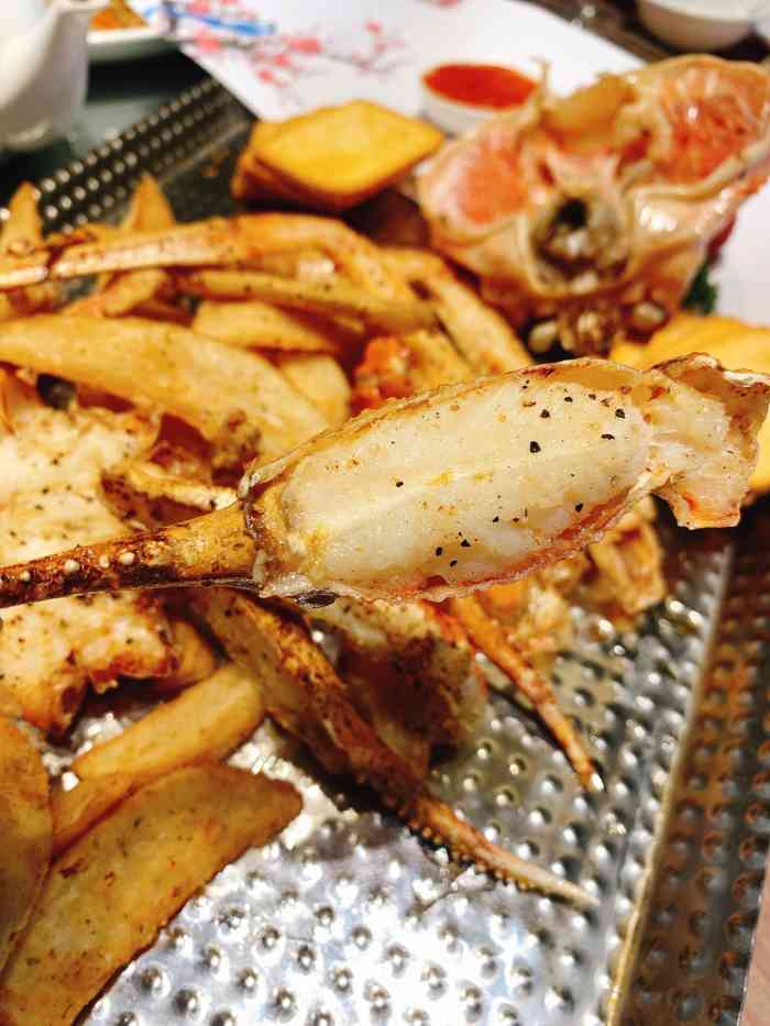 余记海鲜(乐清店)-"总体:环境很闷 菜不好吃 服务员态度差 .