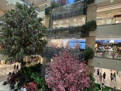 -赛格国际购物中心(小寨店)