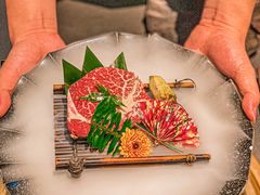 -铭牛烧肉·和牛海鲜自助(高新月牙湖店)