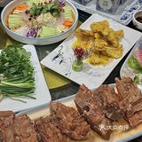 哈哈原来澳门本地人也喜欢吃东北大饺子‼