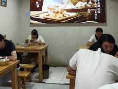 -朱大嘴肥肠血旺(福字街店)
