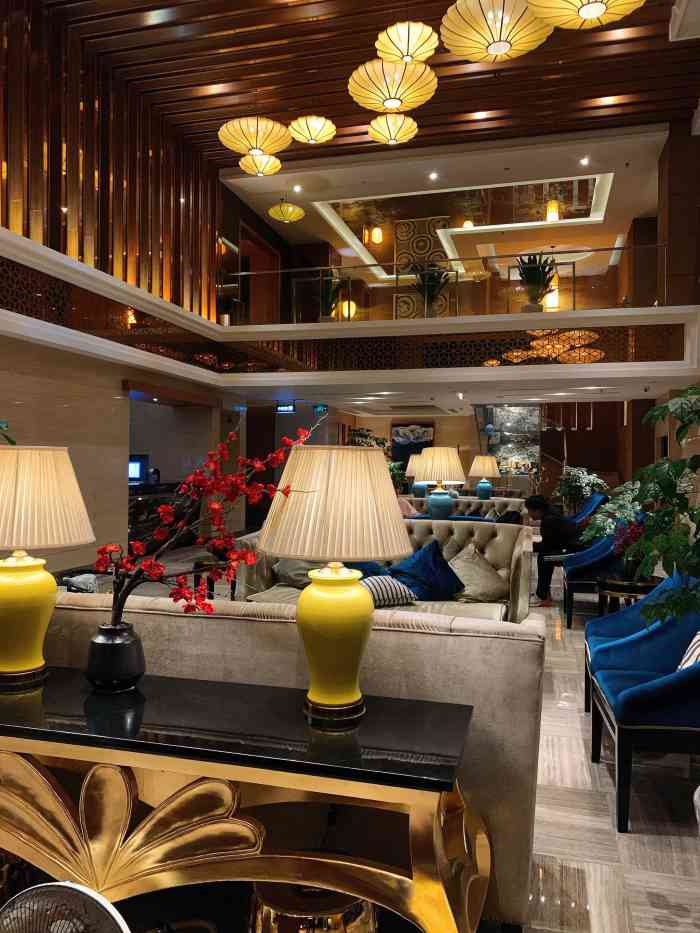 云中漫步·足疗养生会所(黄泥塝店)-"吃完饭没得事,朋友推荐的,在黄泥