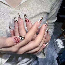 -Nail Me美甲美睫