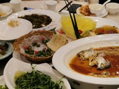-沪华海鲜大酒楼(南汇店)