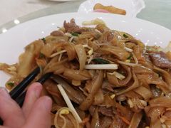 -东豪园林海鲜酒家(南港路辅路店)
