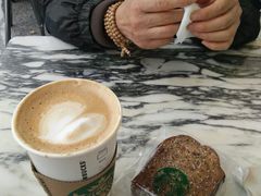 -星巴克(香港国际机场44号闸店)