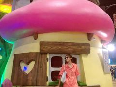 -蓝精灵乐园·世茂精灵之城主题乐园