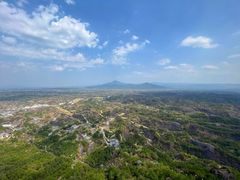 -玻璃桥景区石牛寨