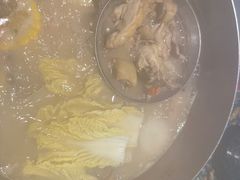 -尚尚仙·酸汤猪手·猪肚鸡火锅(华联万柳购物中心店)