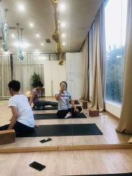 -一伽瑜伽·普拉提