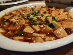 -头上红煨盐鸡·非遗院子餐厅