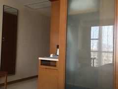 -武汉武昌站街道口华美达安可酒店