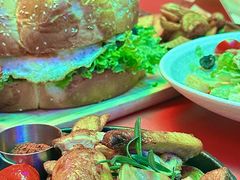 -DEEP·美式餐吧(五棵松华熙LIVE店)
