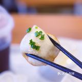 “她”羡慕的1.9元生煎包大餐！