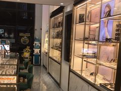 -世纪大明眼镜·蔡司战略授权店(汉街店)