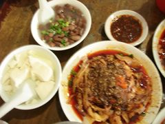 豆豆汤-赵姐猪耳朵饭店