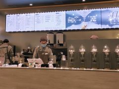 -喜茶(杭州滨江宝龙店)