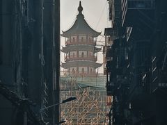 -绳金塔