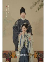 -雪中彩影婚纱摄影·微光艺术中心