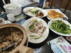 -红星光发煲仔饭(文海店)
