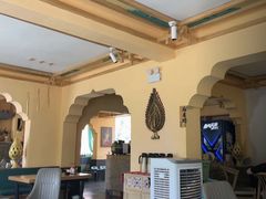 -傣家寨花园主题餐厅