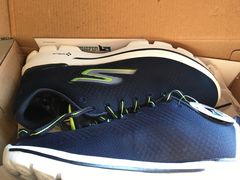 -SKECHERS 斯凯奇(上海国际时尚中心店)