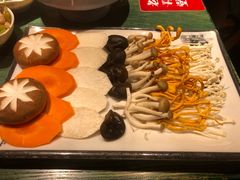 蘑菇拼盘-老灶堂文创火锅(文艺路店)