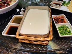 -老街坊美食汇(玉兰大街店)