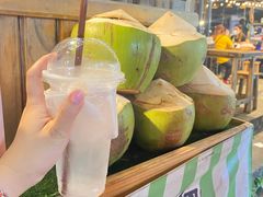 -席娜卡琳火车铁道夜市