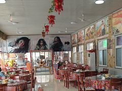 -何适山庄·团餐住宿(水长城P2停车场店)